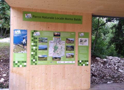 Portale del Parco a Malga Casina 