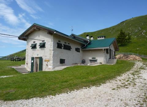 Malga Campo (foto di Parco Locale del Monte Baldo)